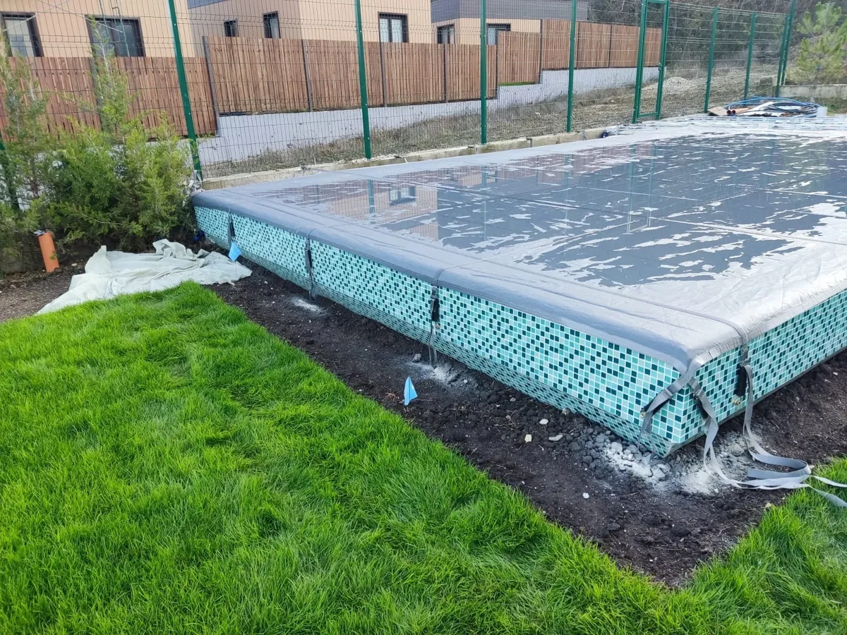 Батутное покрывало на бассейне в Новочебоксарске